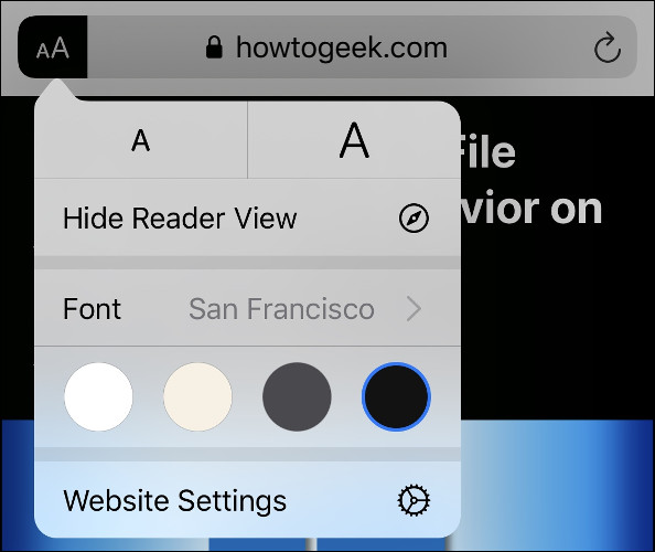 The "AA" menu options in Safari's Reader View.